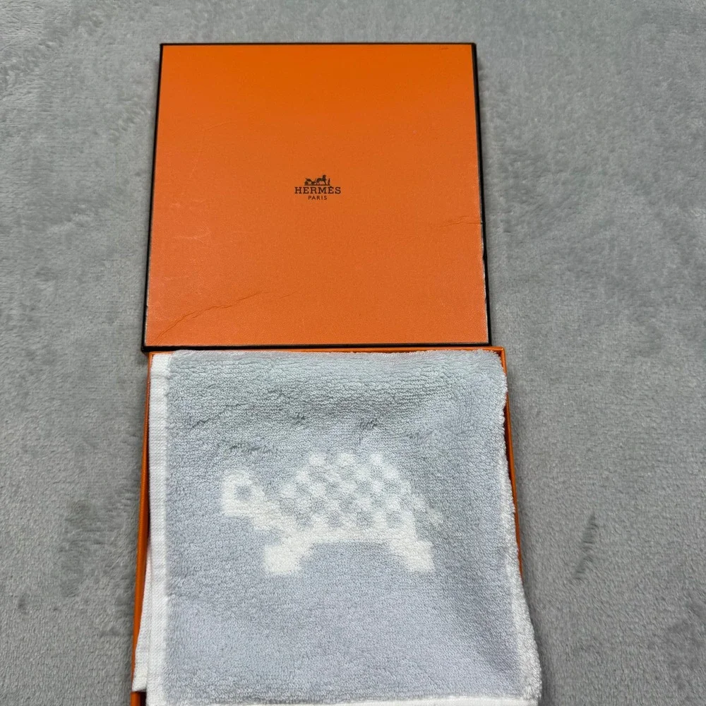 Hermes Carre Animaux Pixel Cotton Wash Cloth Luxury Nursery Towel OS NWT BOX